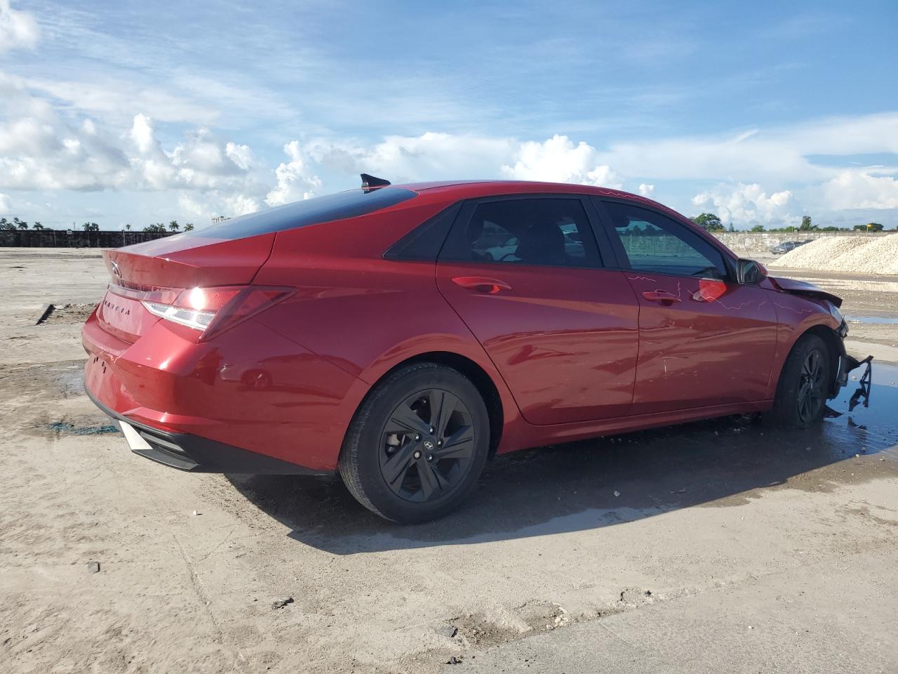 2022 HYUNDAI ELANTRA SEL VIN:KMHLM4AG1NU345148