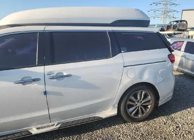 2016 Kia Carnival KNAMC81ABGS123373 VIN:KNAMC81ABGS123373