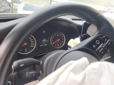 2019 Mercedes-Benz C 200 WDDWF8AB4KR490129 VIN:WDDWF8AB4KR490129