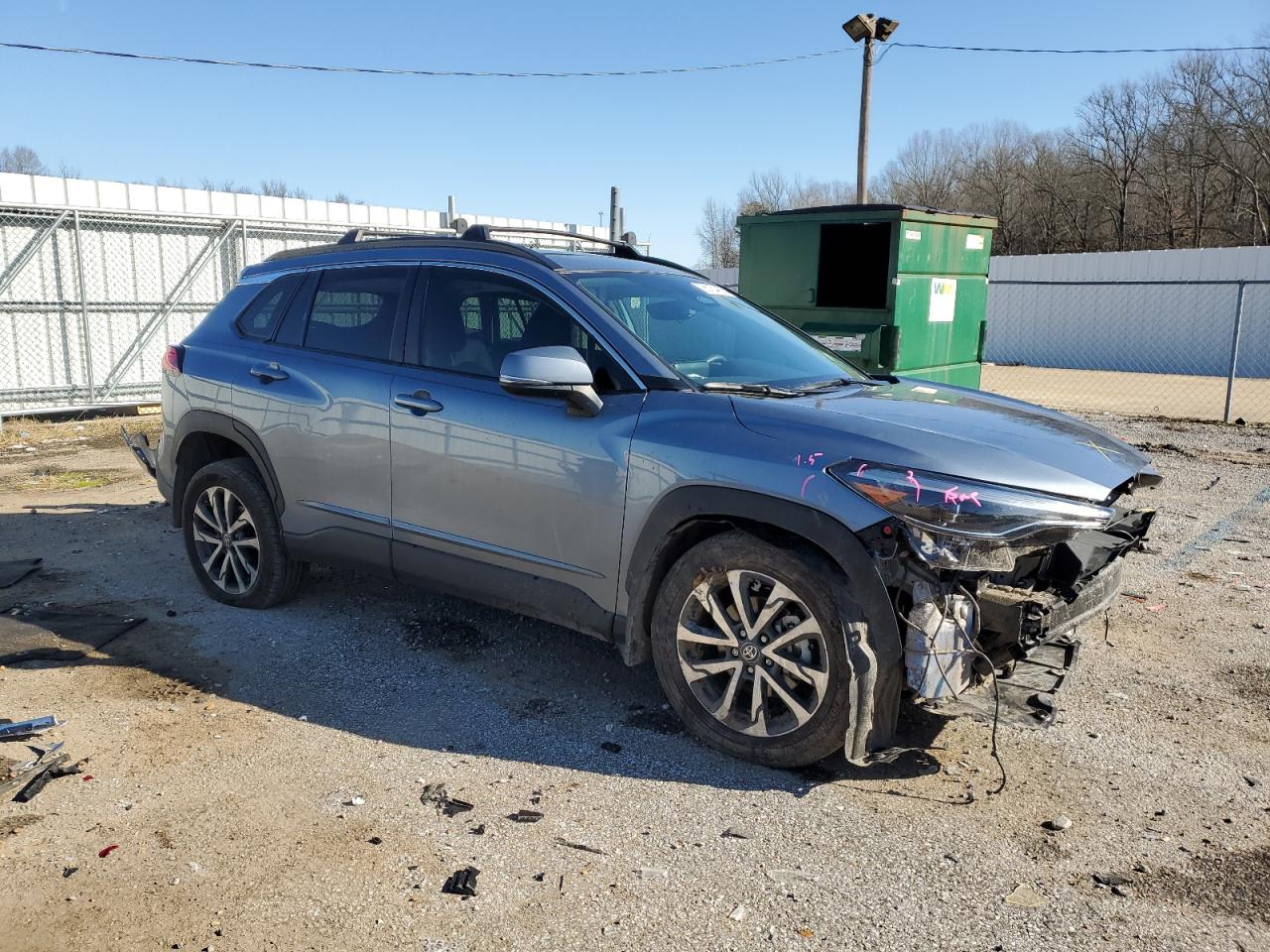 2024 TOYOTA COROLLA CROSS XLE VIN:7MUDAAAG5RV081075