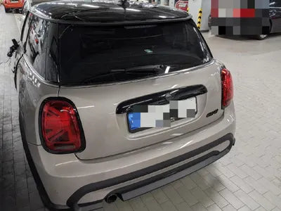 2021 MINI Cooper VIN: