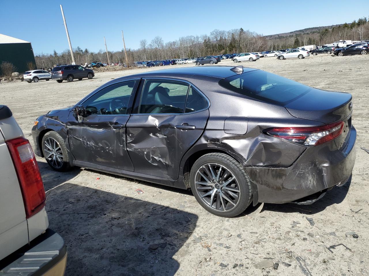 2022 TOYOTA CAMRY XLE VIN:4T1F11BK0NU059251