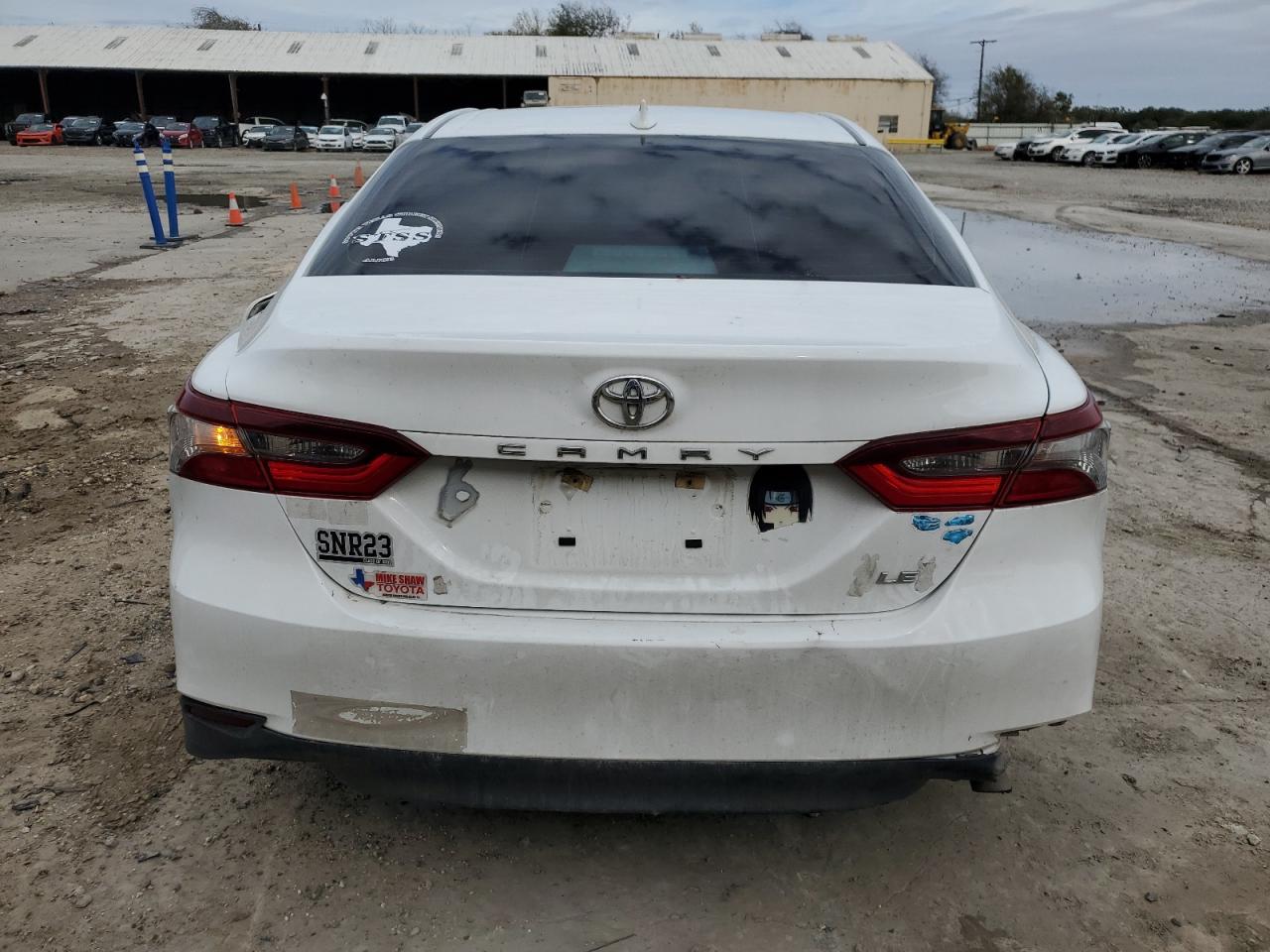 2022 TOYOTA CAMRY LE VIN:4T1C11AK2NU691883