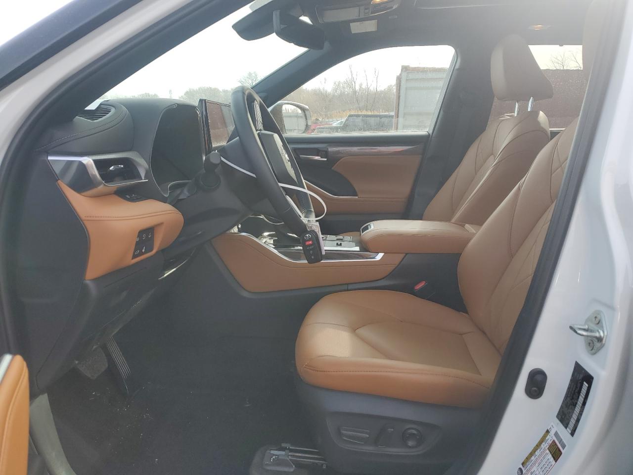 2024 TOYOTA HIGHLANDER HYBRID LIMITED VIN:5TDEBRCH8RS641512