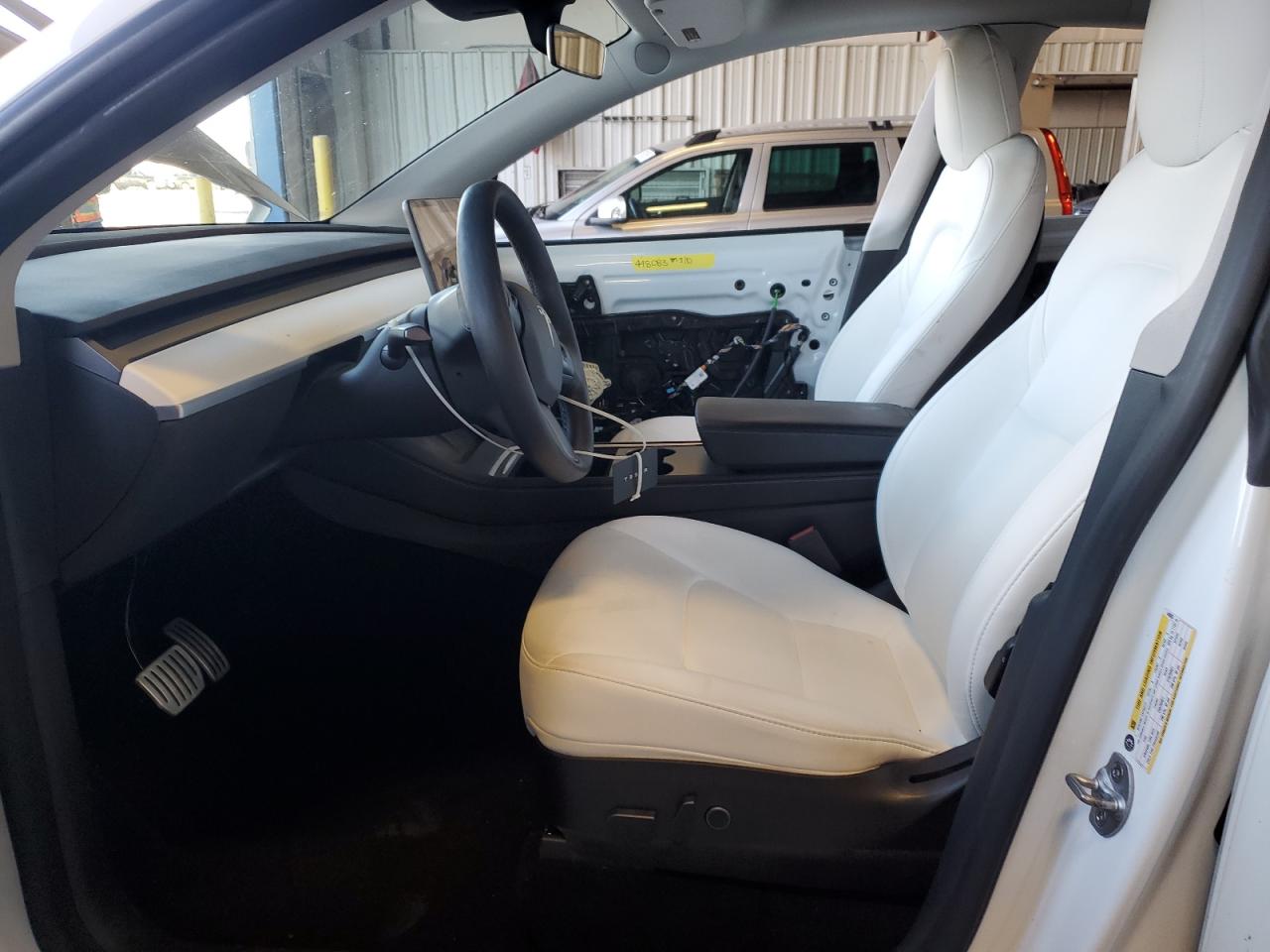 2022 TESLA MODEL Y  VIN:7SAYGDEF1NF448083