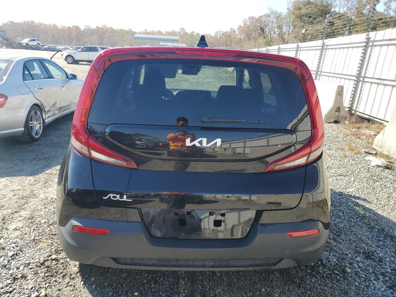 2022 KIA SOUL LX VIN:KNDJ23AU0N7183240