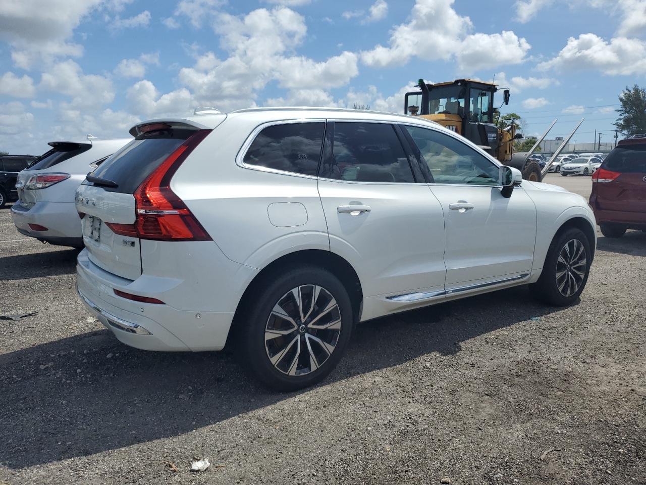 2023 VOLVO XC60 PLUS VIN:YV4L12RE5P1273831