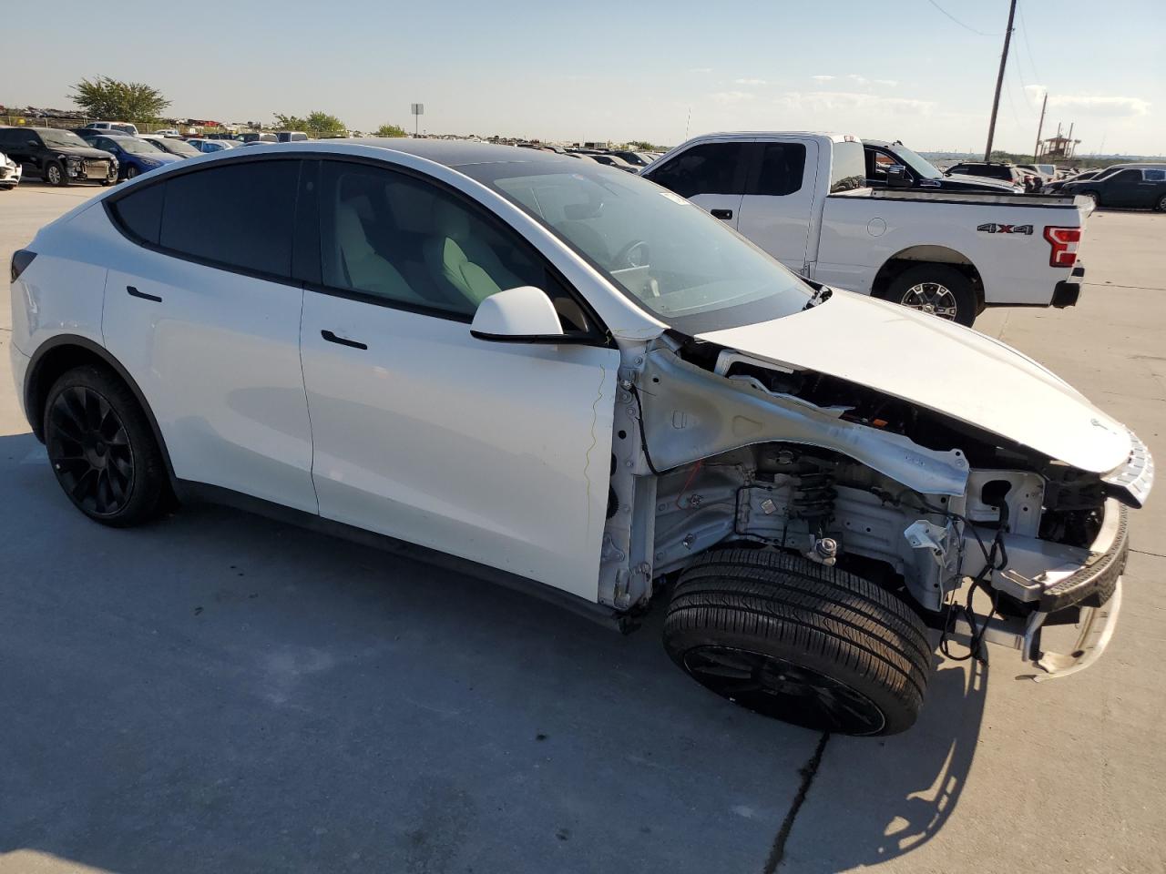 2022 TESLA MODEL Y  VIN:7SAYGDEE4NF514097