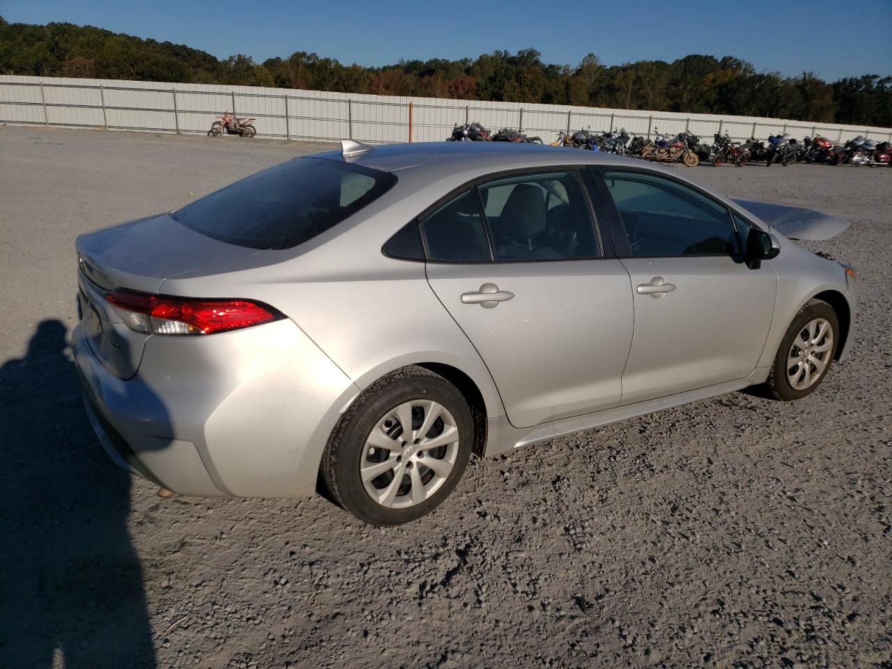 2022 TOYOTA COROLLA LE VIN:5YFEPMAE2NP389773