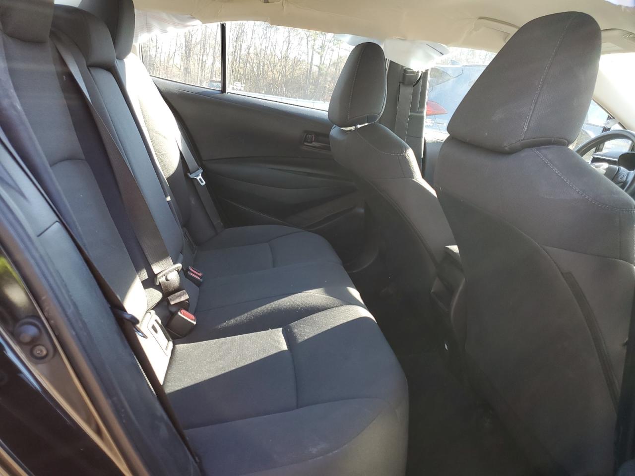 2022 TOYOTA COROLLA LE VIN:5YFEPMAE2NP389000