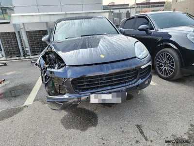 2015 Porsche Cayenne VIN: