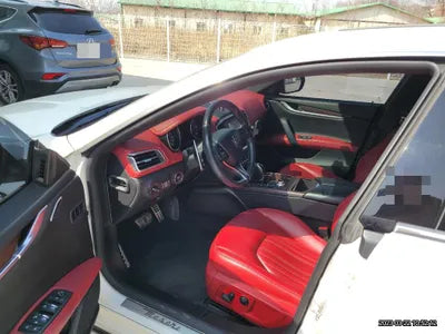 2016 Maserati Ghibli VIN: