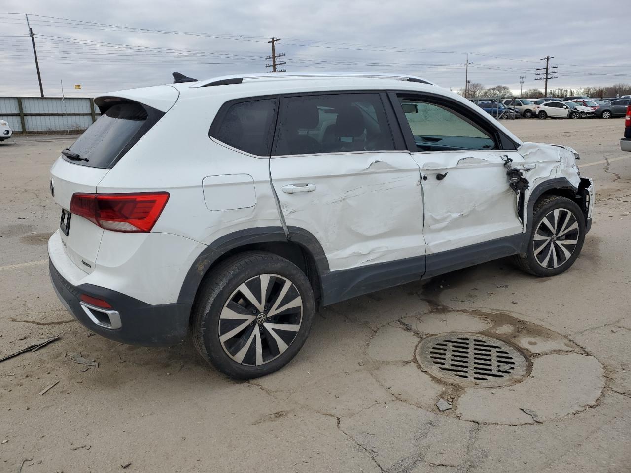 2022 VOLKSWAGEN TAOS SE VIN:3VVWX7B20NM043532