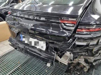 2018 Porsche Panamera VIN: