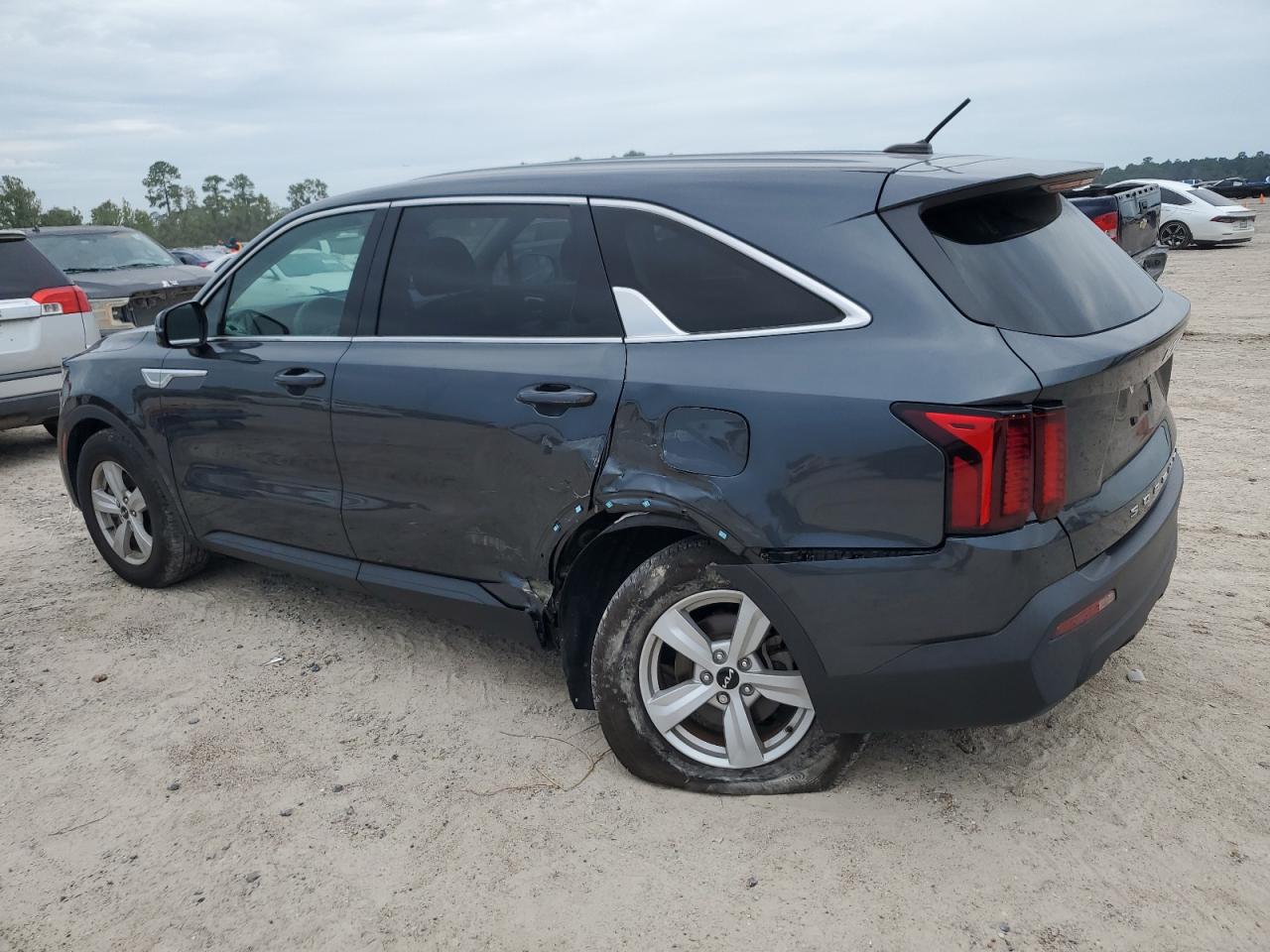 2022 KIA SORENTO LX VIN:5XYRG4LC7NG112134