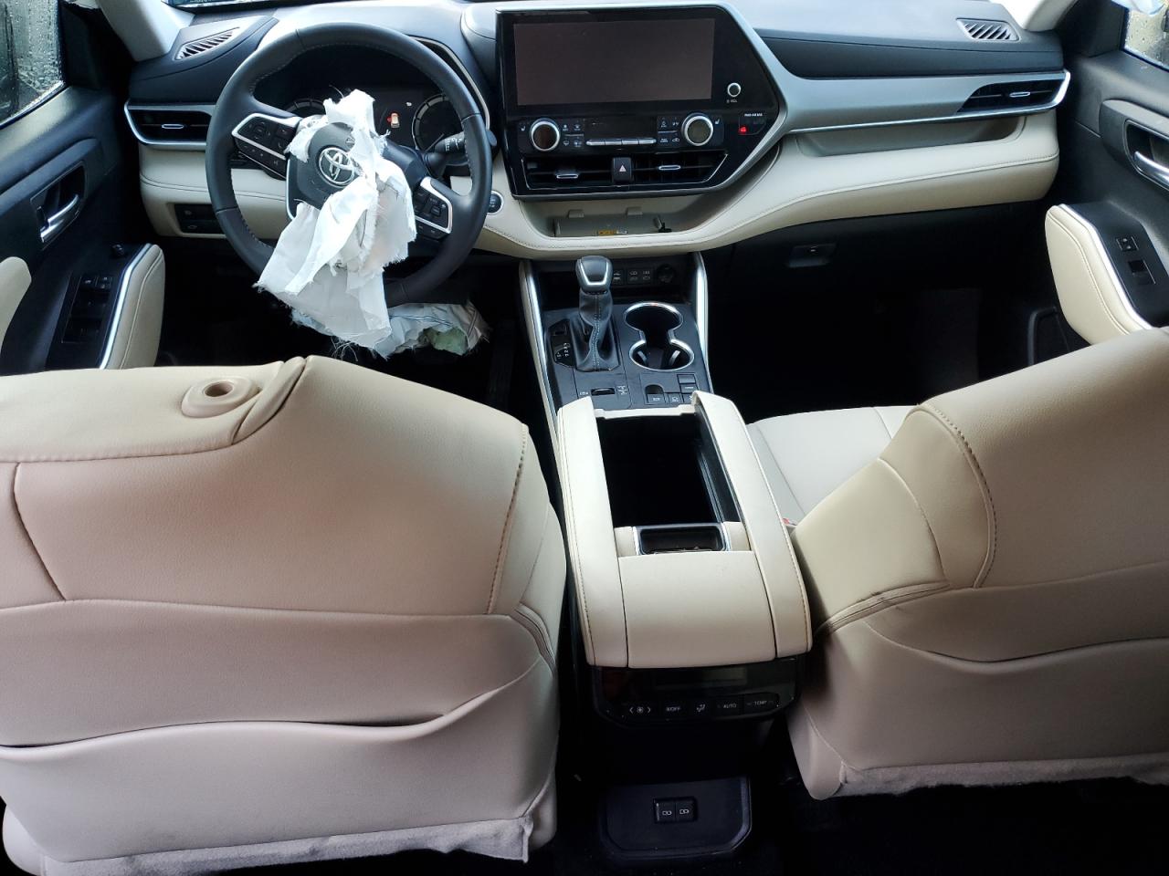 2024 TOYOTA HIGHLANDER LE VIN:5TDKDRAH8RS538252