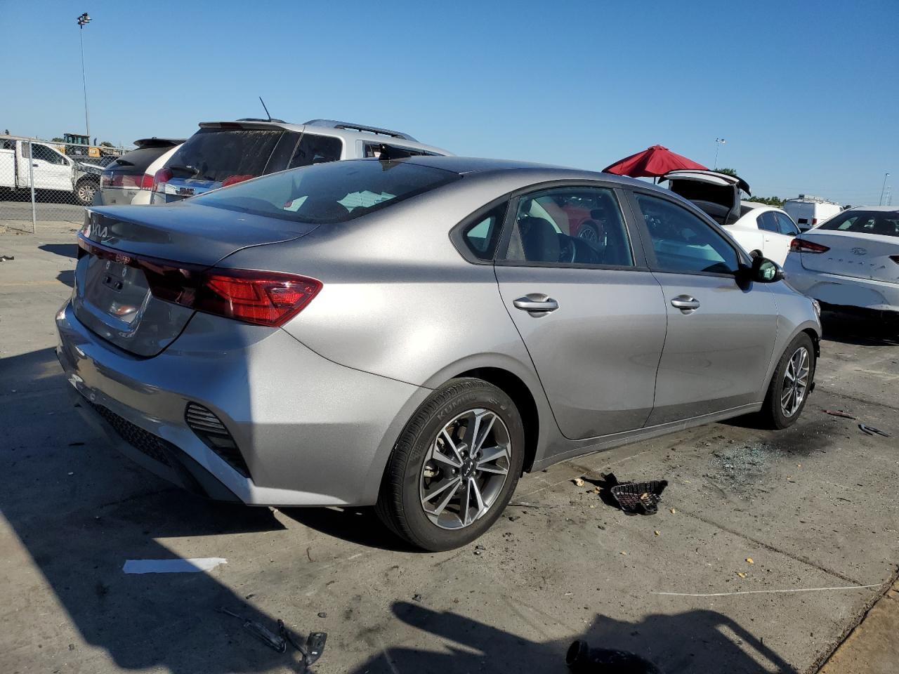 2023 KIA FORTE LX VIN:3KPF24AD4PE558769