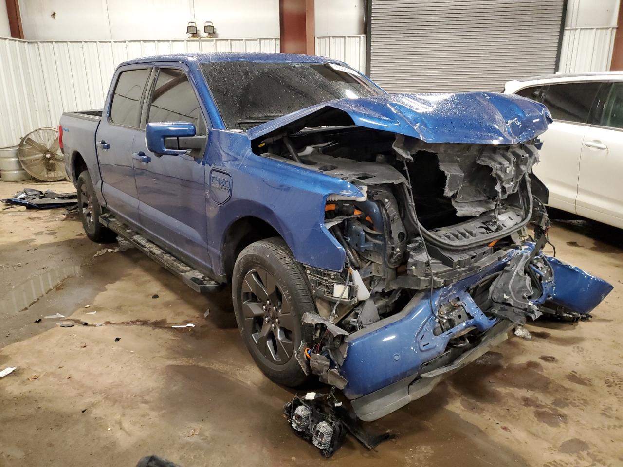 2022 FORD F150 LIGHTNING PRO VIN:1FT6W1EV7NWG00957