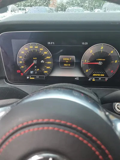 2017 Mercedes-Benz E 220 VIN: