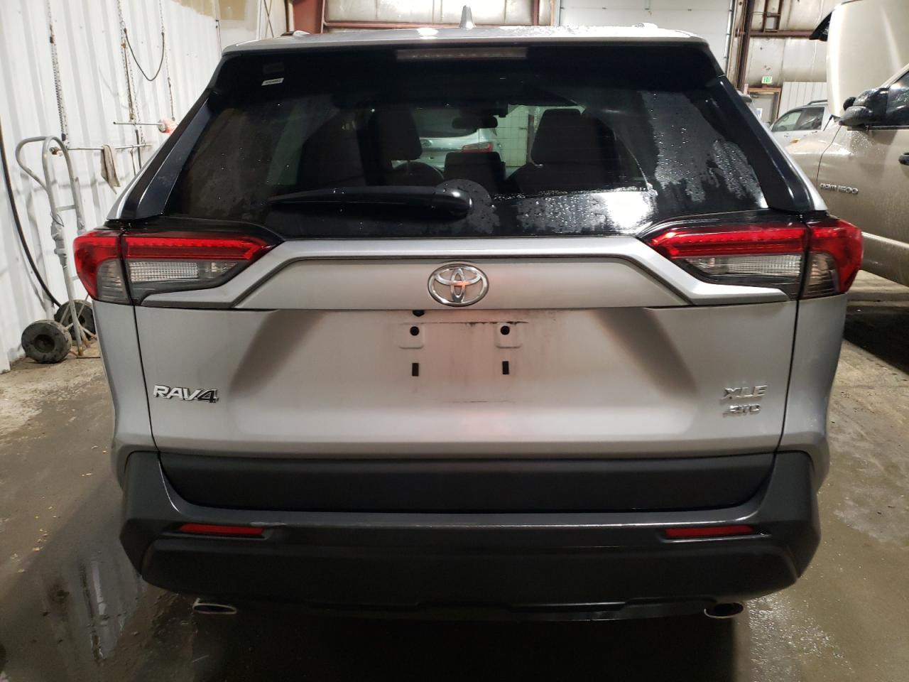 2024 TOYOTA RAV4 XLE VIN:2T3P1RFV5RC447338