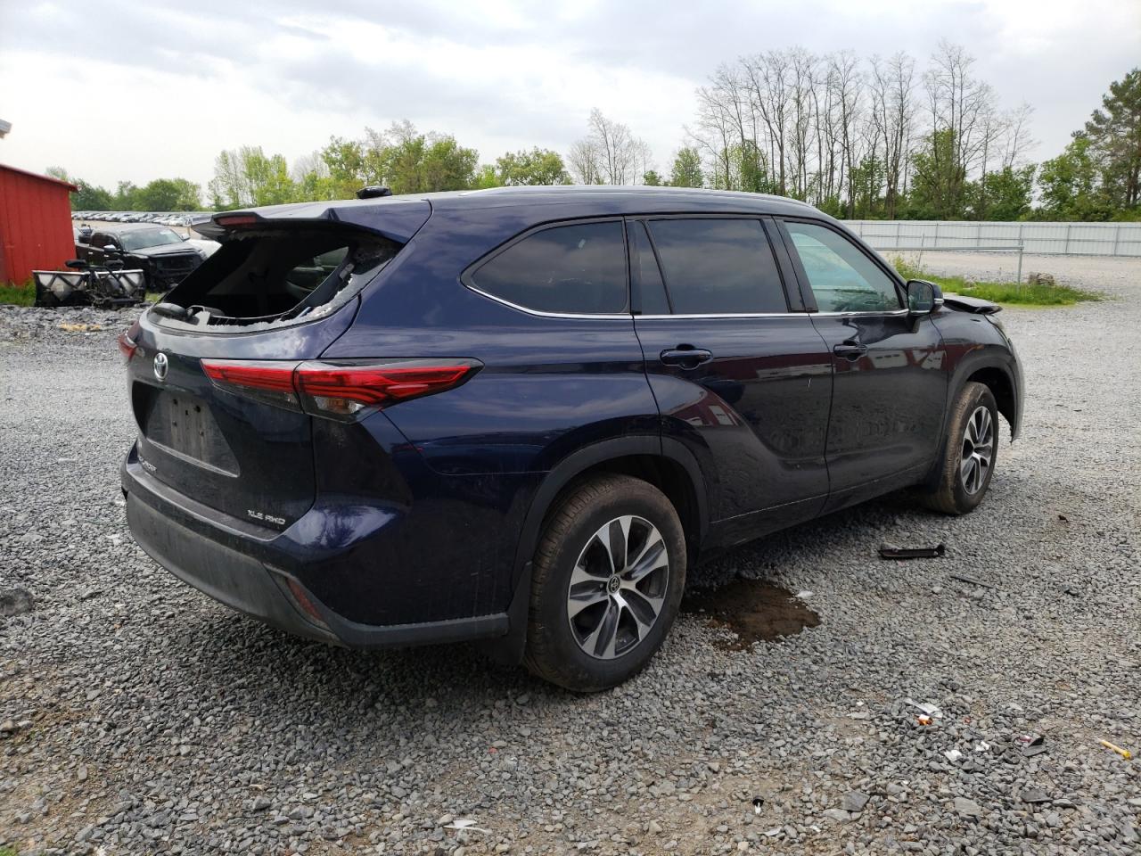 2022 TOYOTA HIGHLANDER XLE VIN:5TDGZRBH2NS247164