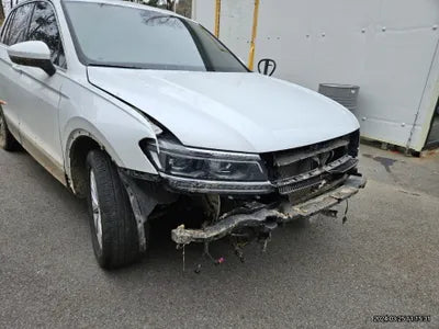 2020 Volkswagen Tiguan VIN: