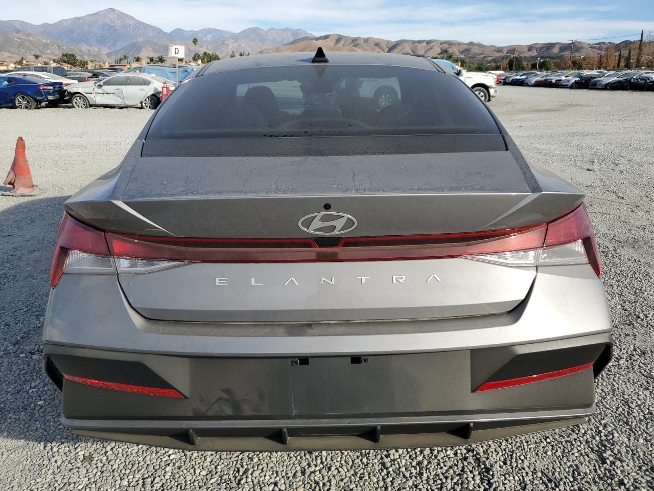 2024 HYUNDAI ELANTRA SE VIN:KMHLL4DG9RU777460