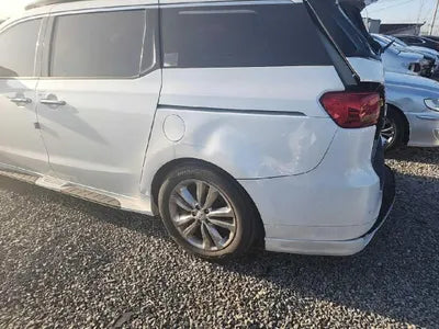 2015 Kia Carnival VIN: