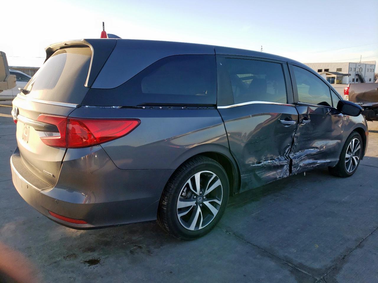 2024 HONDA ODYSSEY TOURING VIN:5FNRL6H82RB034130