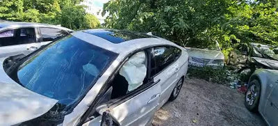 2016 BMW 320 WBA8Y910XGG618472 VIN:WBA8Y910XGG618472