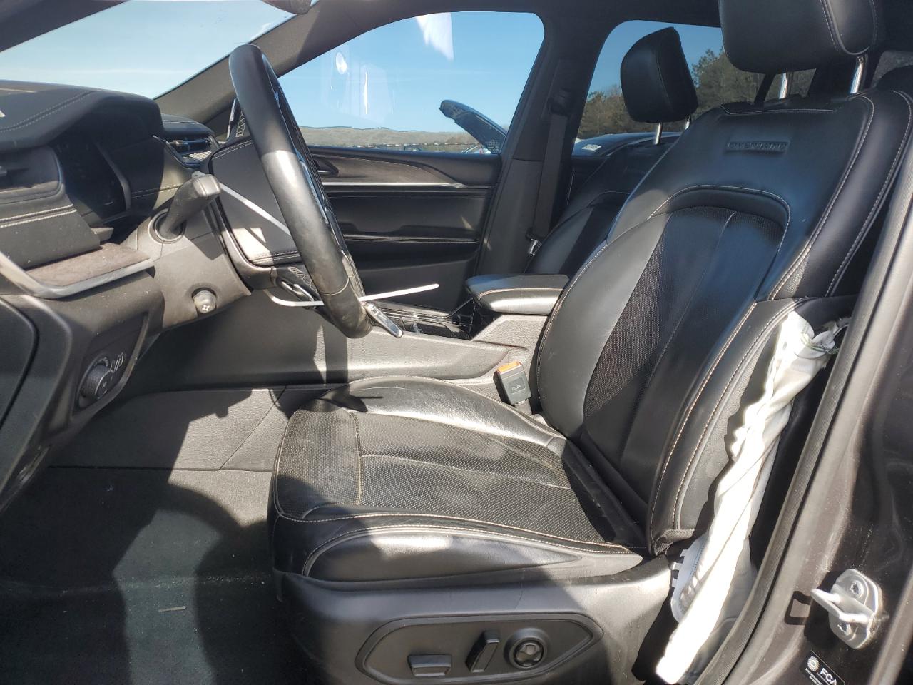 2022 JEEP GRAND CHEROKEE OVERLAND VIN:1C4RJHDG7N8628396