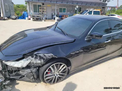 2017 Maserati Ghibli VIN: