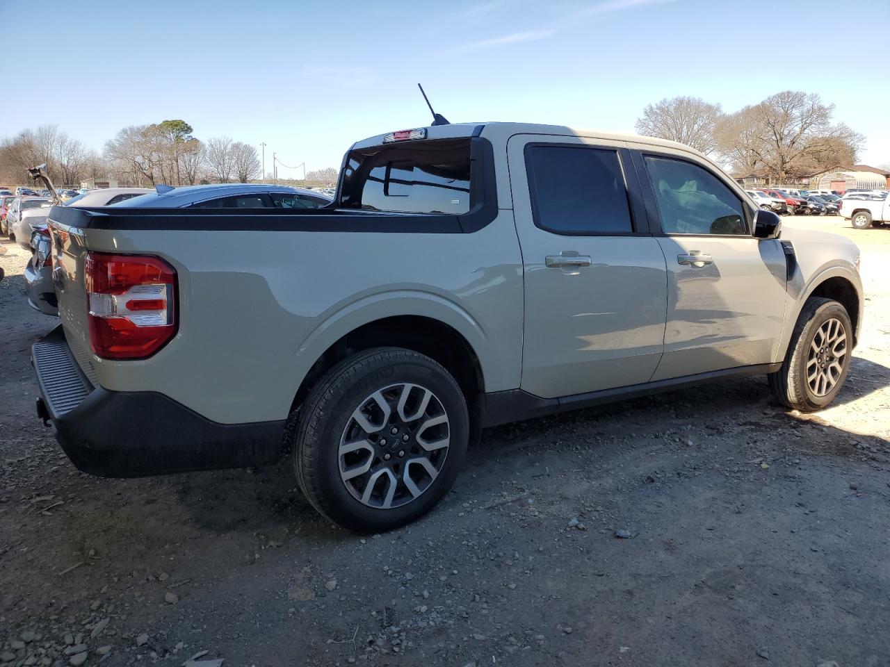 2024 FORD MAVERICK LARIAT VIN:3FTTW8M34RRB42640
