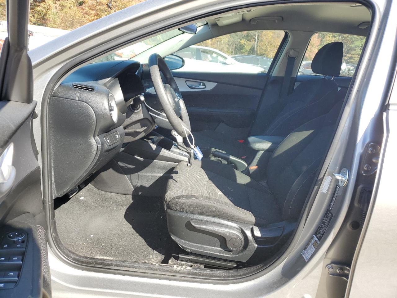 2023 KIA FORTE LX VIN:3KPF24AD0PE615260