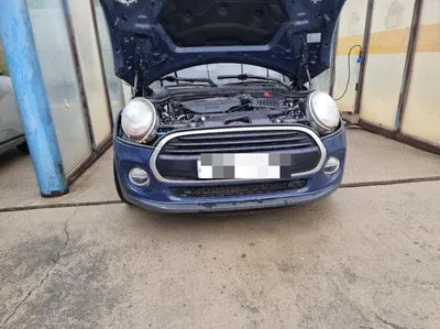 2016 MINI Cooper VIN: