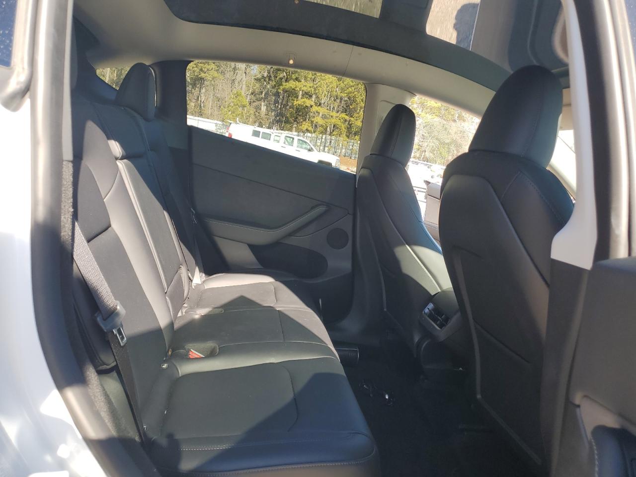 2023 TESLA MODEL Y  VIN:7SAYGDEE2PF752209