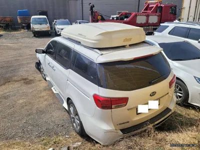 2018 Kia Carnival KNAMC81ABJS411473 VIN:KNAMC81ABJS411473