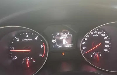 2015 Kia Carnival VIN: