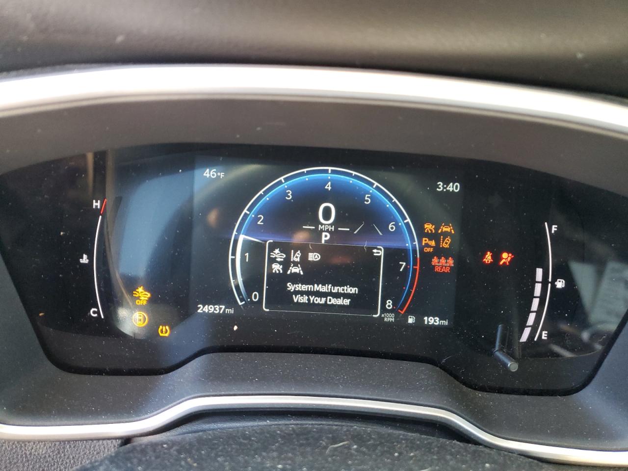 2024 TOYOTA COROLLA CROSS XLE VIN:7MUDAAAG5RV081075