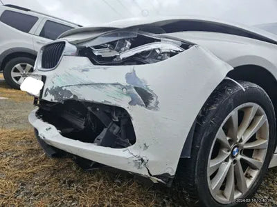 2016 BMW 320 WBA8C5102GK463453 VIN:WBA8C5102GK463453