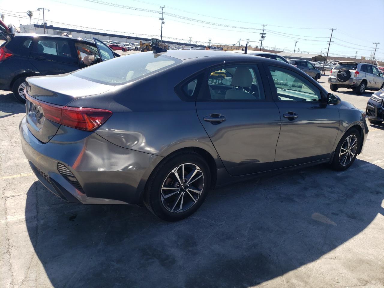 2022 KIA FORTE FE VIN:3KPF24AD2NE490680