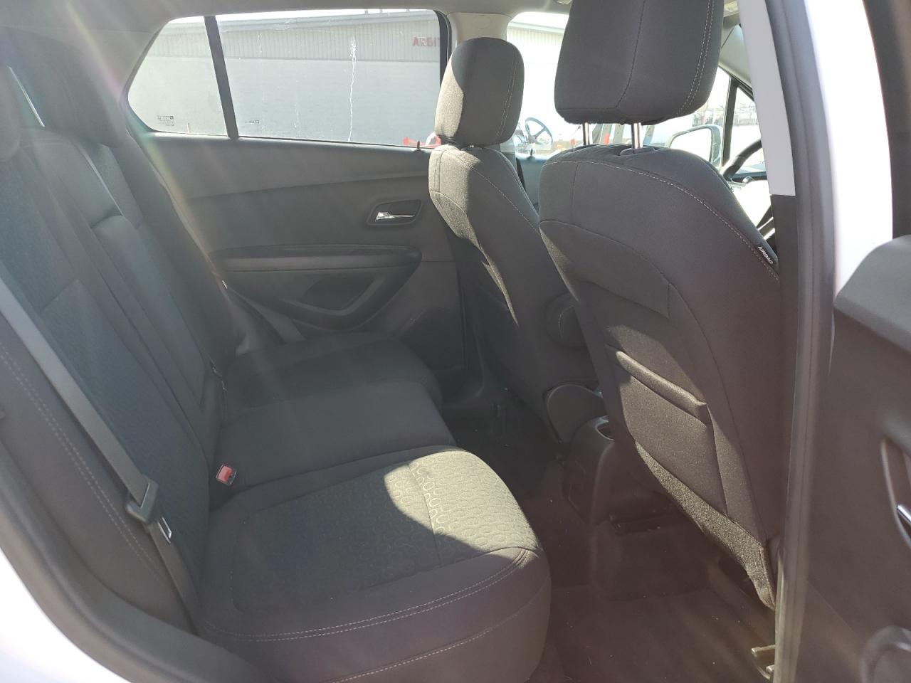 2022 CHEVROLET TRAX LS VIN:KL7CJKSM5NB527675