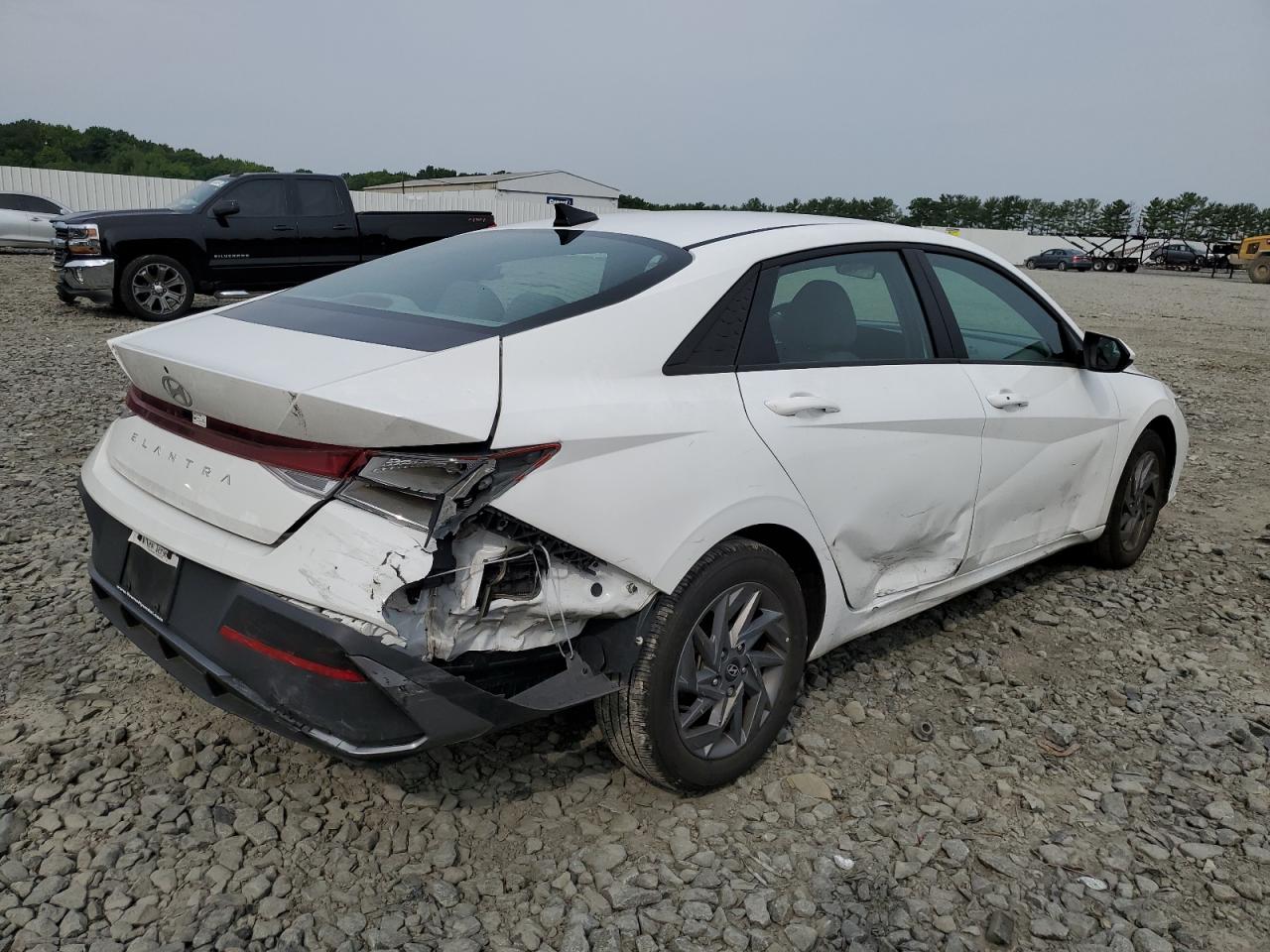 2024 HYUNDAI ELANTRA SEL VIN:KMHLM4DG0RU678605