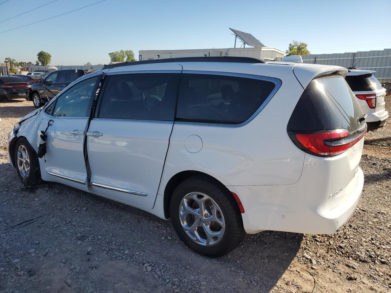 2022 CHRYSLER PACIFICA LIMITED VIN:2C4RC1GG4NR122090