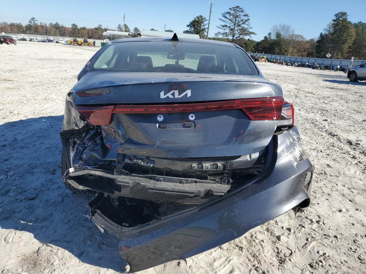 2024 KIA FORTE LX VIN:3KPF24AD9RE806727