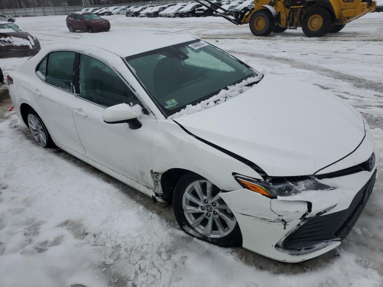 2024 TOYOTA CAMRY LE VIN:4T1C11BK2RU125484