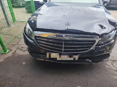 2017 Mercedes-Benz E 220 VIN: