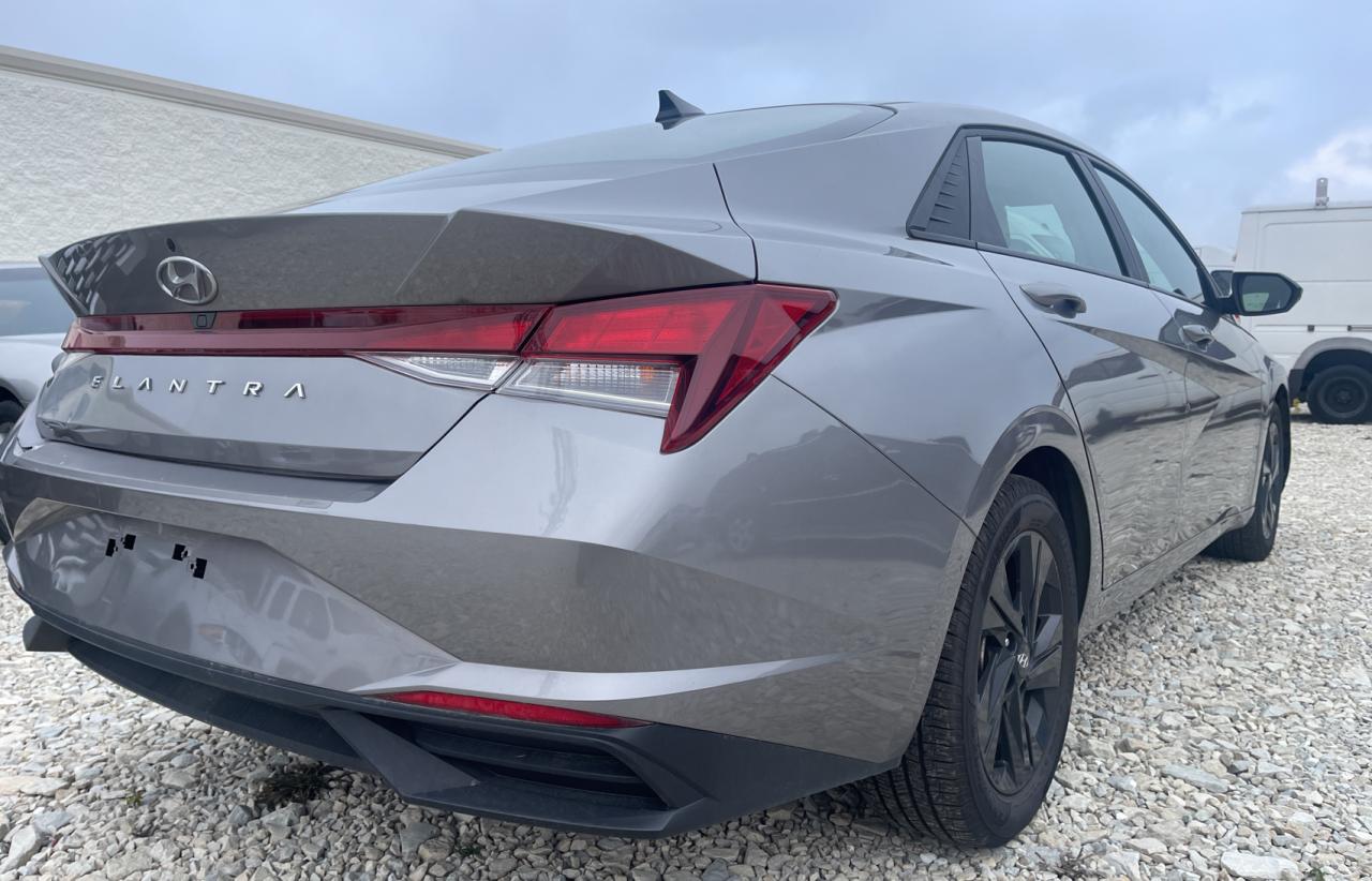 2022 HYUNDAI ELANTRA SEL VIN:KMHLM4AG9NU335175