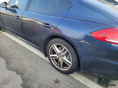 2015 Porsche Panamera VIN: