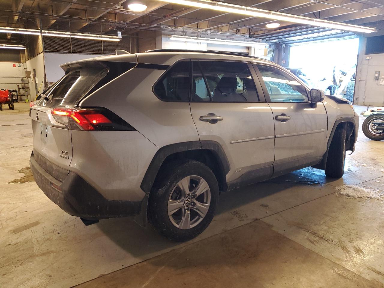2023 TOYOTA RAV4 XLE VIN:4T3RWRFV1PU109070